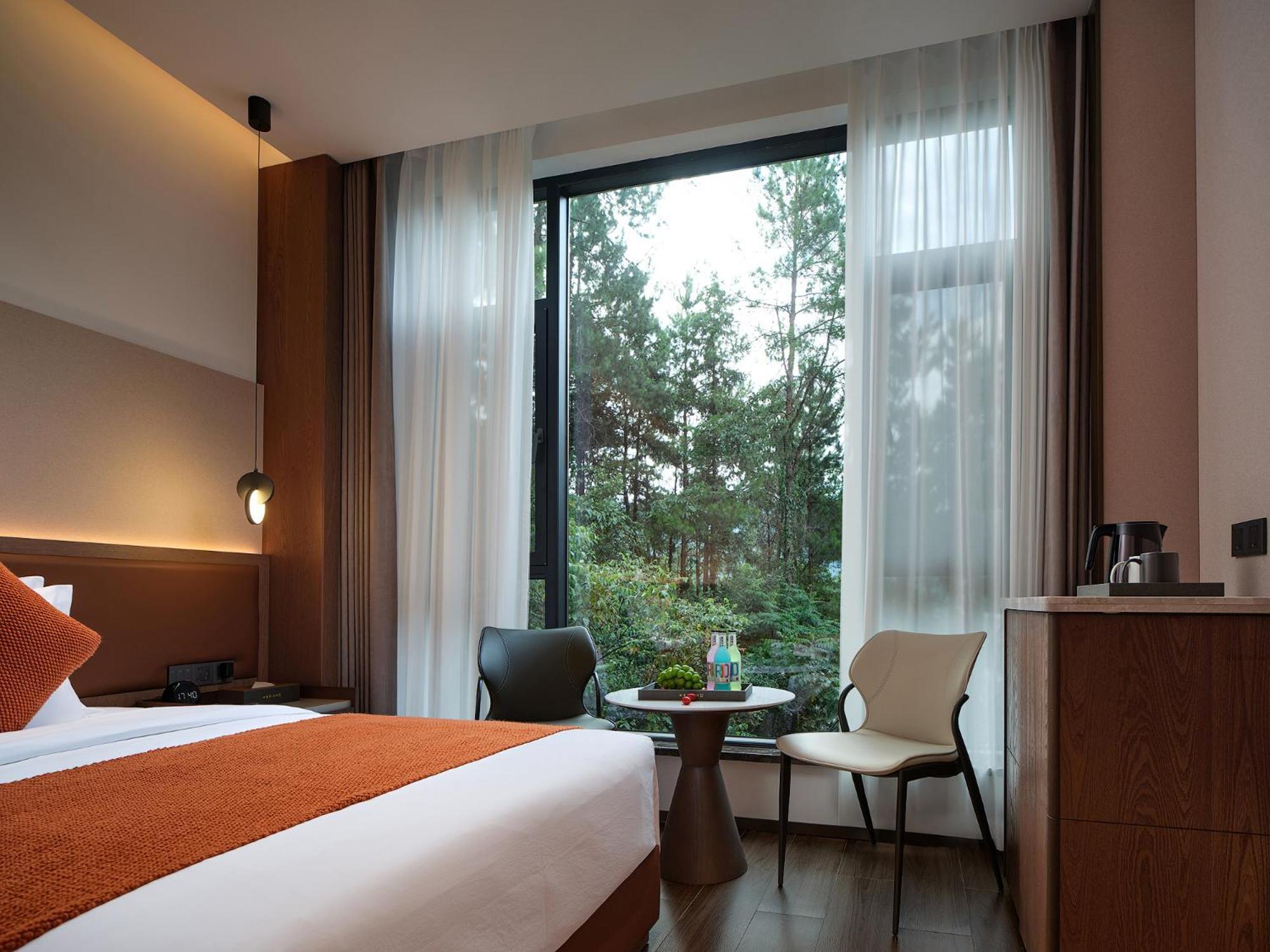 Zhangjiajie Utopia Hotel--Free One Way Pick Up Service Over 2 Nights Екстер'єр фото