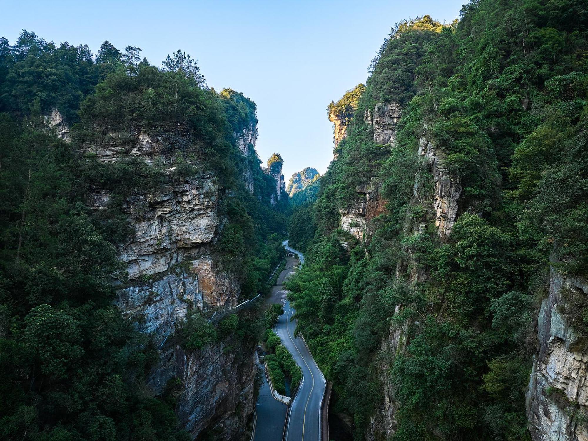 Zhangjiajie Utopia Hotel--Free One Way Pick Up Service Over 2 Nights Екстер'єр фото